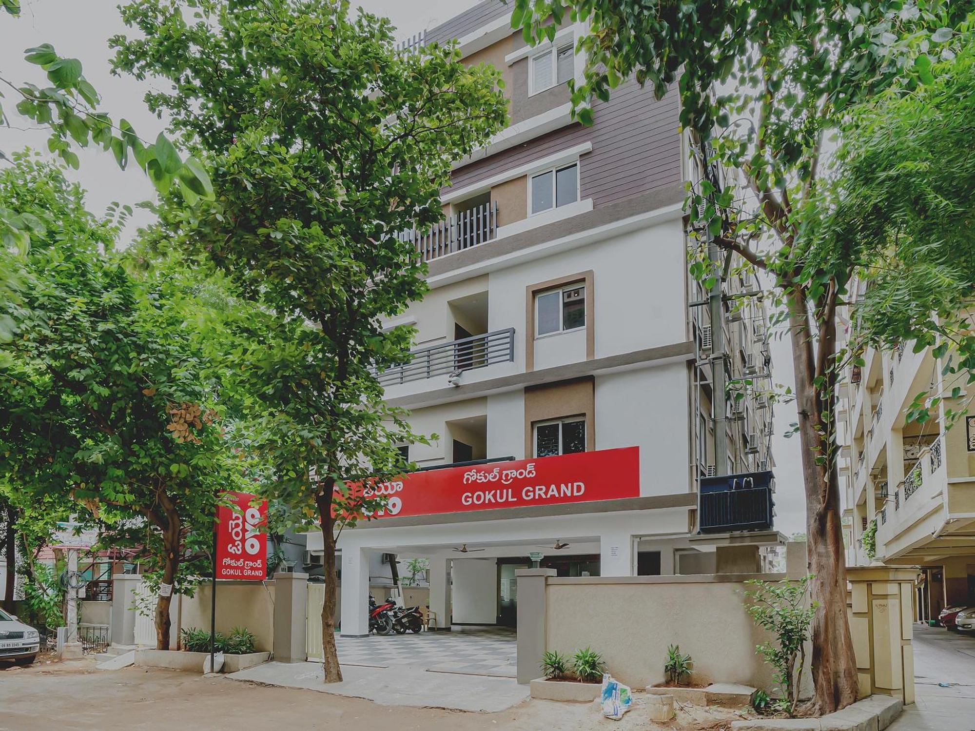 Hotel Gokul Grand Near Sr Nagar Police Station Hyderabad Exterior photo